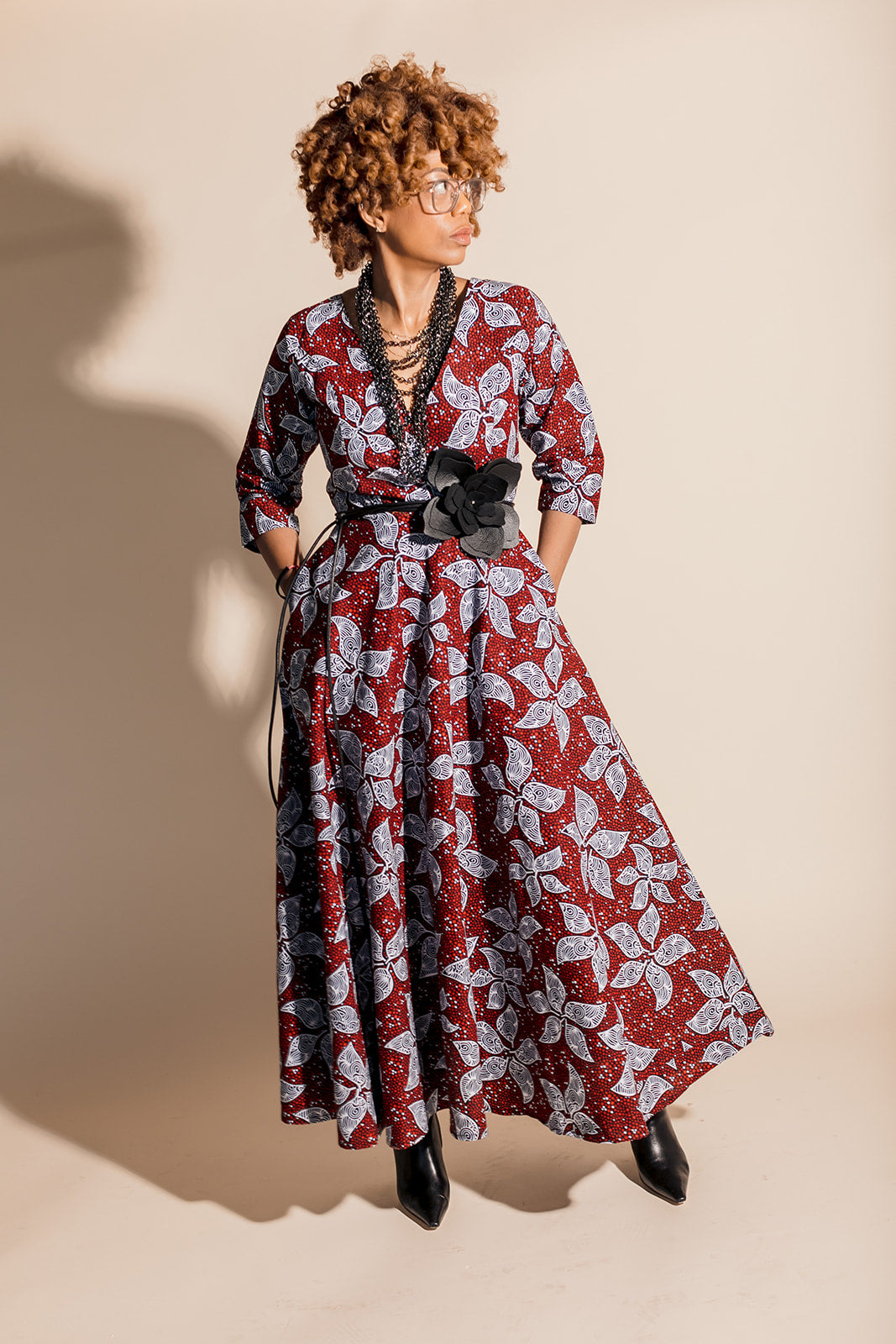 Ni WRAP: Lady in Red Print