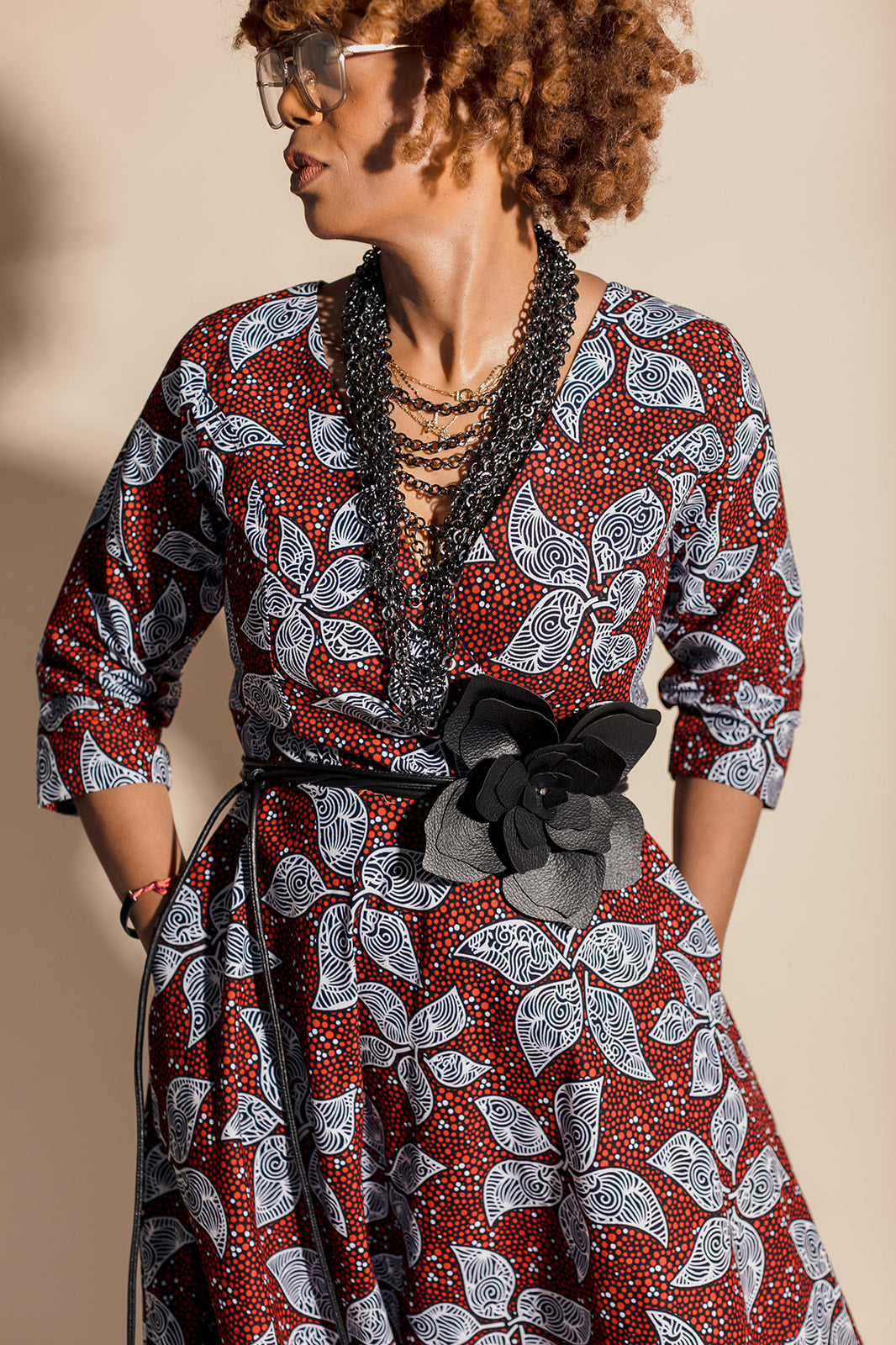 Ni WRAP: Lady in Red Print