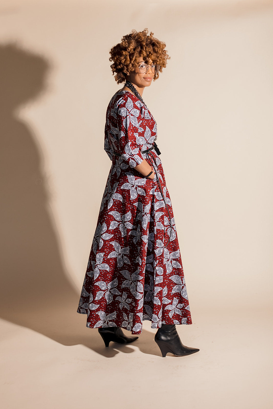 Ni WRAP: Lady in Red Print