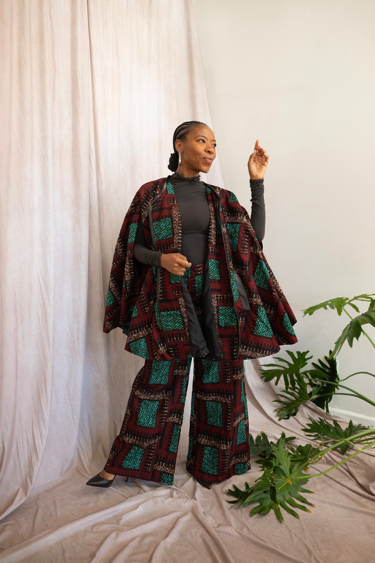 The Signature Cape — It’s Handled