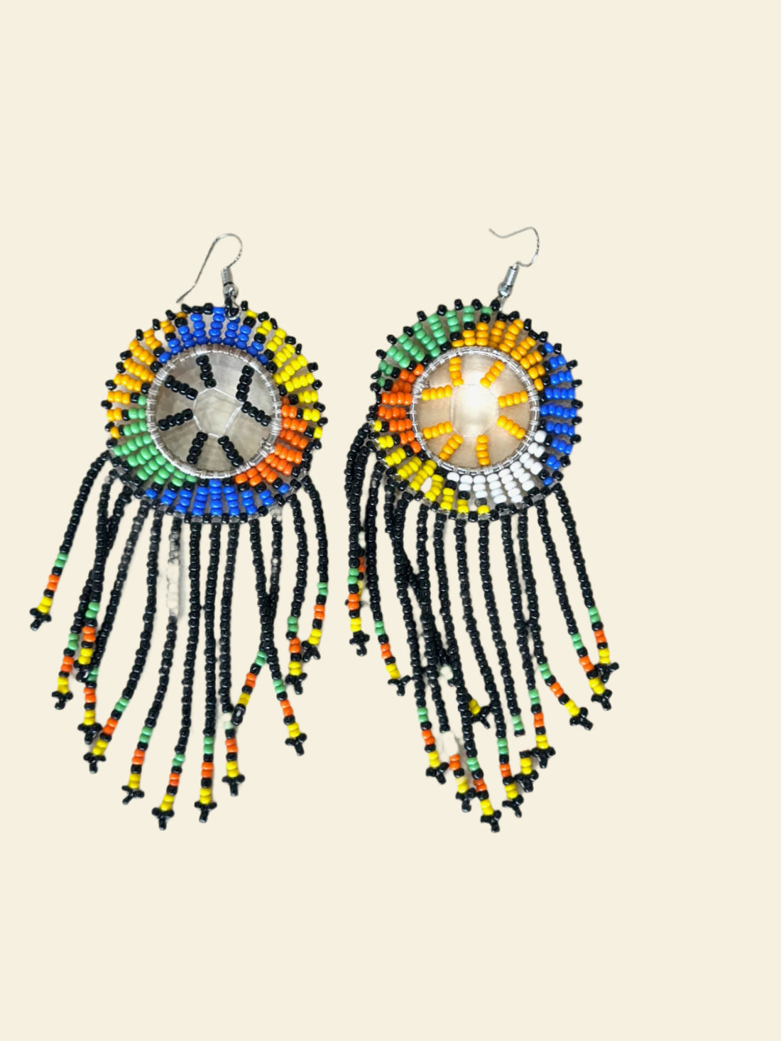 Rangi Nyingi Zilizozuiwa Beaded
